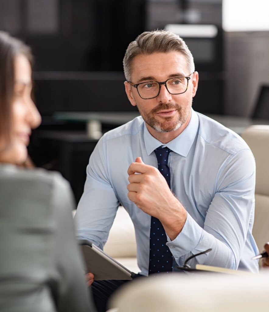 Interim Geschäftsführer